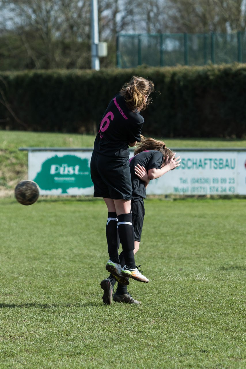 Bild 120 - C-Juniorinnen SV Steinhorst/Labenz - TSV Friedrichsberg-Busdorf : Ergebnis: 5:0